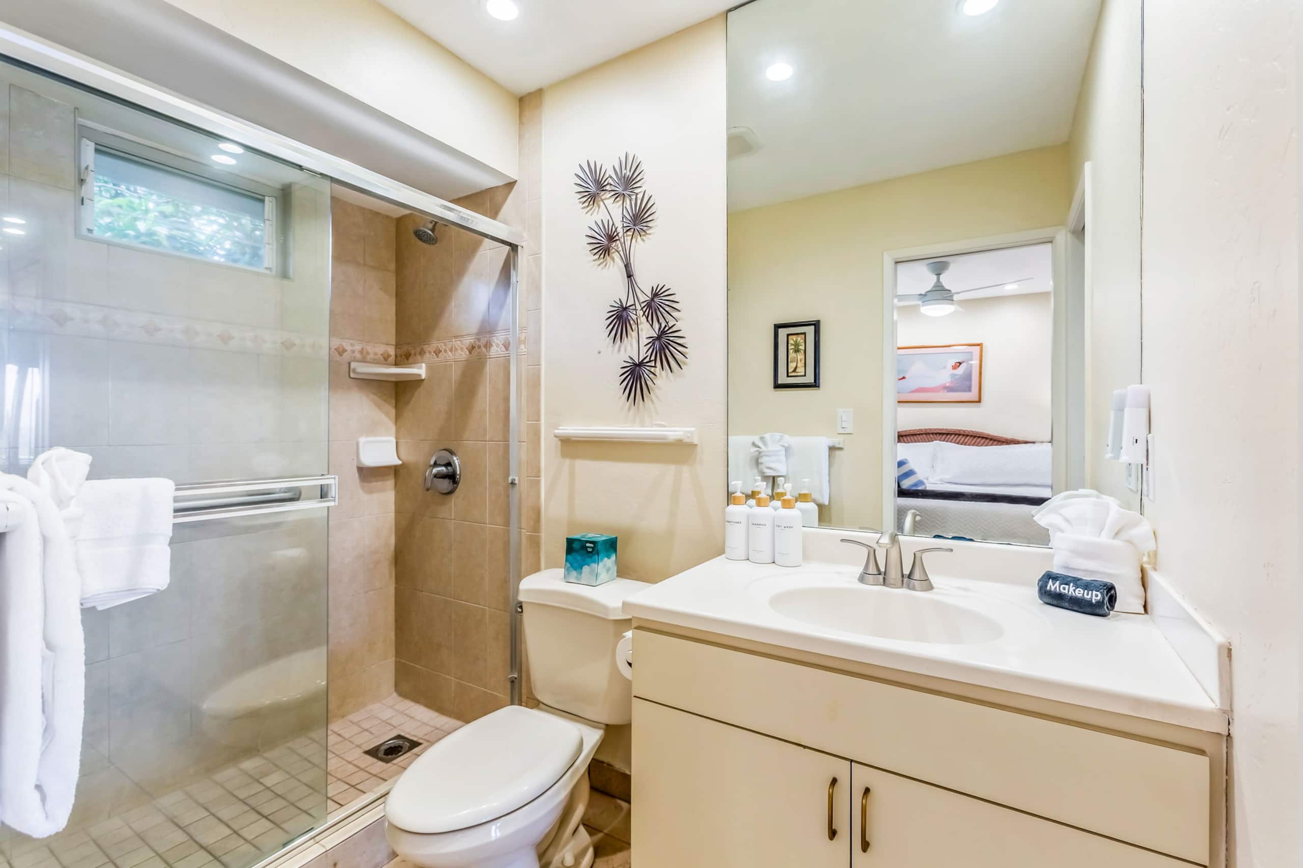 Condo in Lahaina · ★4.89 · 1 bedroom · 1 bed · 1 bath - Image 30