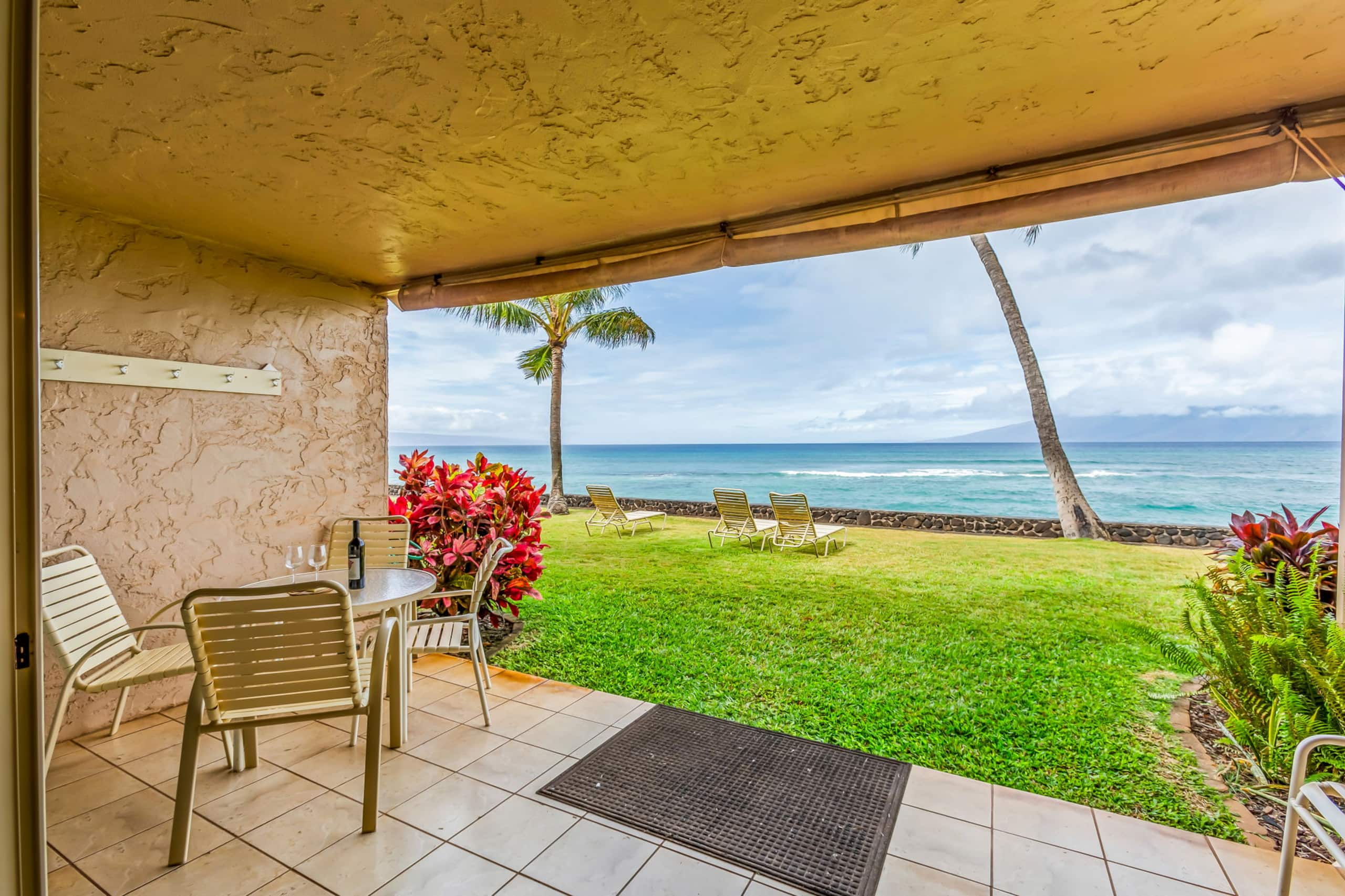 Condo in Lahaina · ★4.89 · 1 bedroom · 1 bed · 1 bath - Image 35