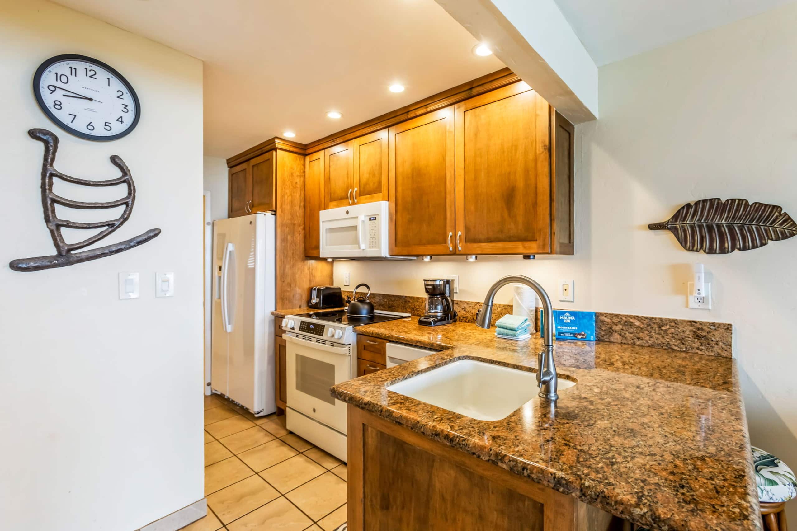Condo in Lahaina · ★4.89 · 1 bedroom · 1 bed · 1 bath - Image 15