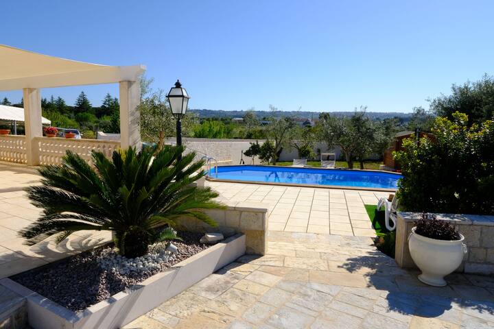 Estate with two houses by pugliadamare gallery image 2