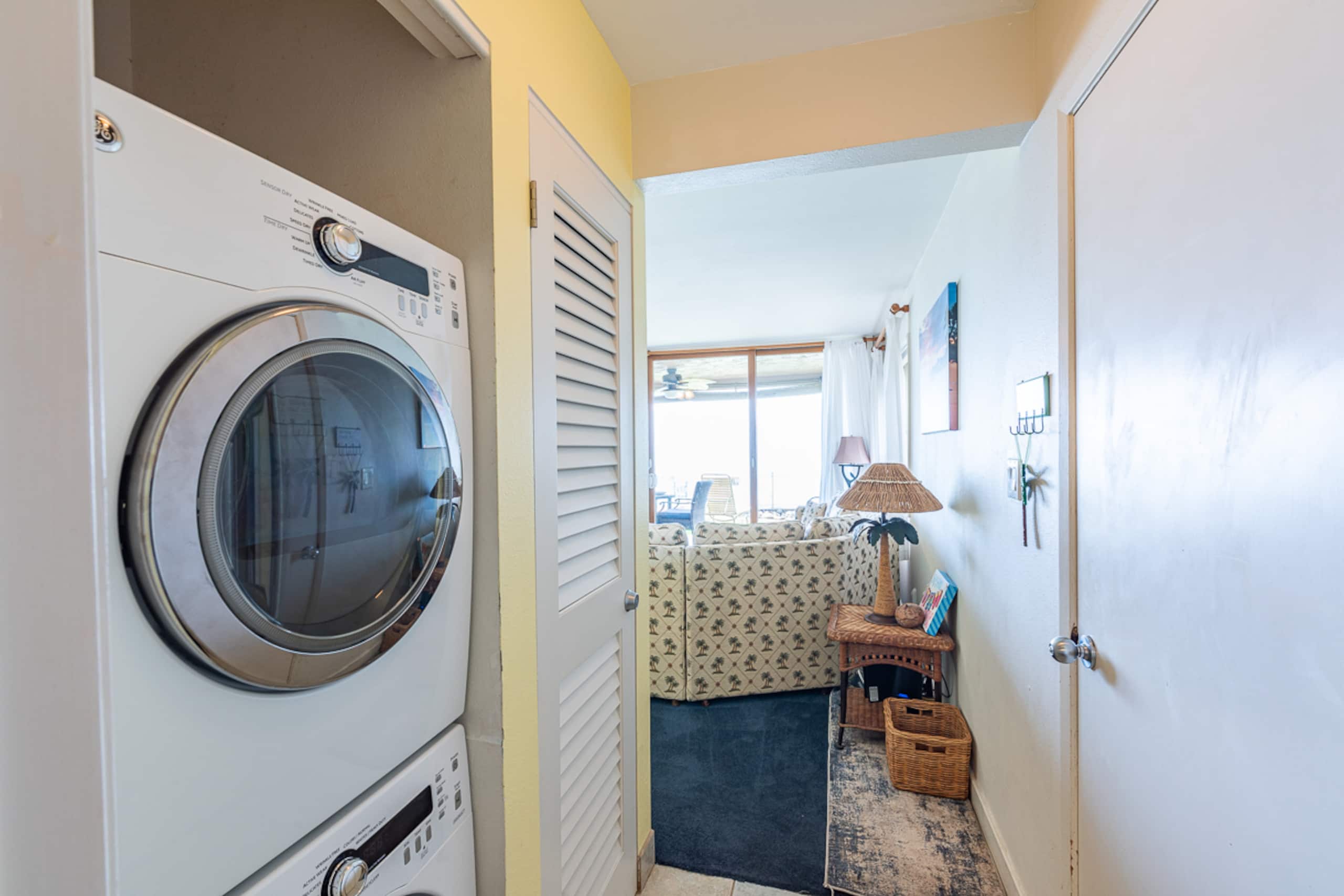 Condo in Lahaina · ★4.91 · 1 bedroom · 1 bed · 1 private bath - Image 24