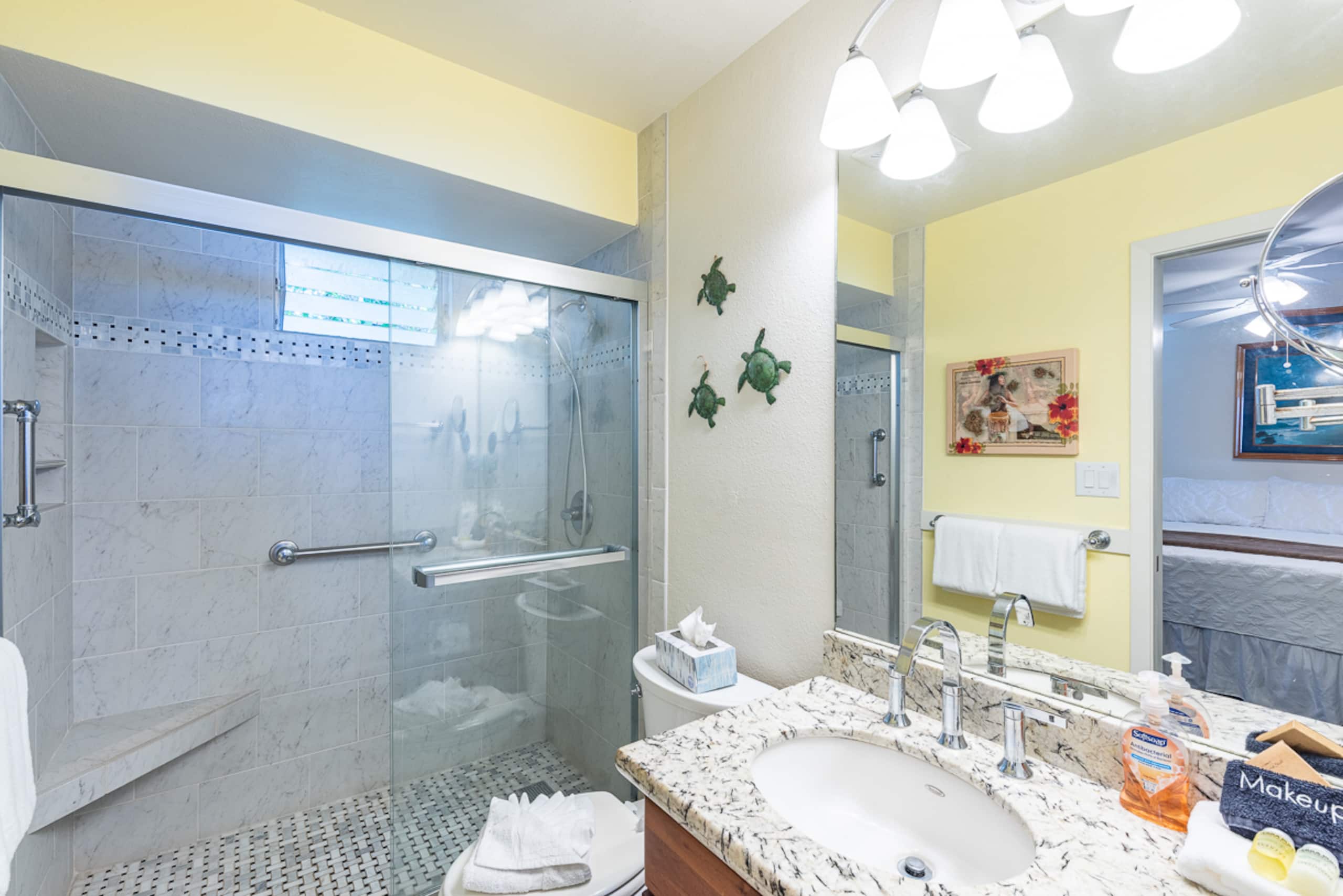 Condo in Lahaina · ★4.91 · 1 bedroom · 1 bed · 1 private bath - Image 21