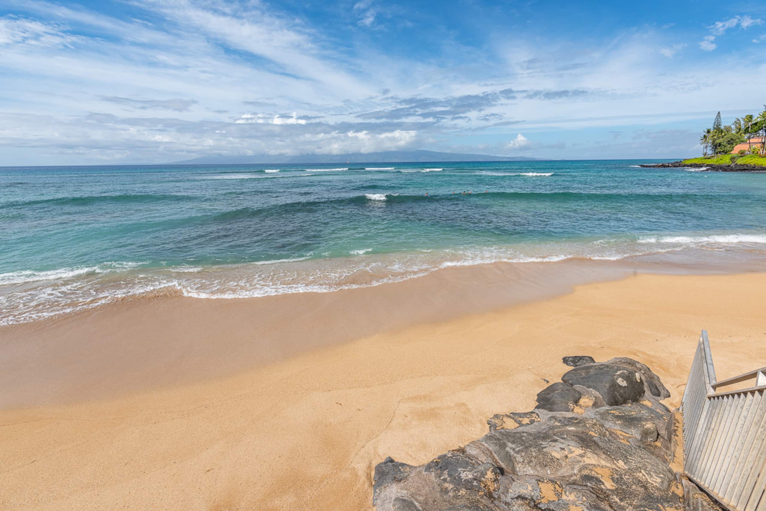 Condo in Lahaina · ★4.91 · 1 bedroom · 1 bed · 1 private bath - Image 29