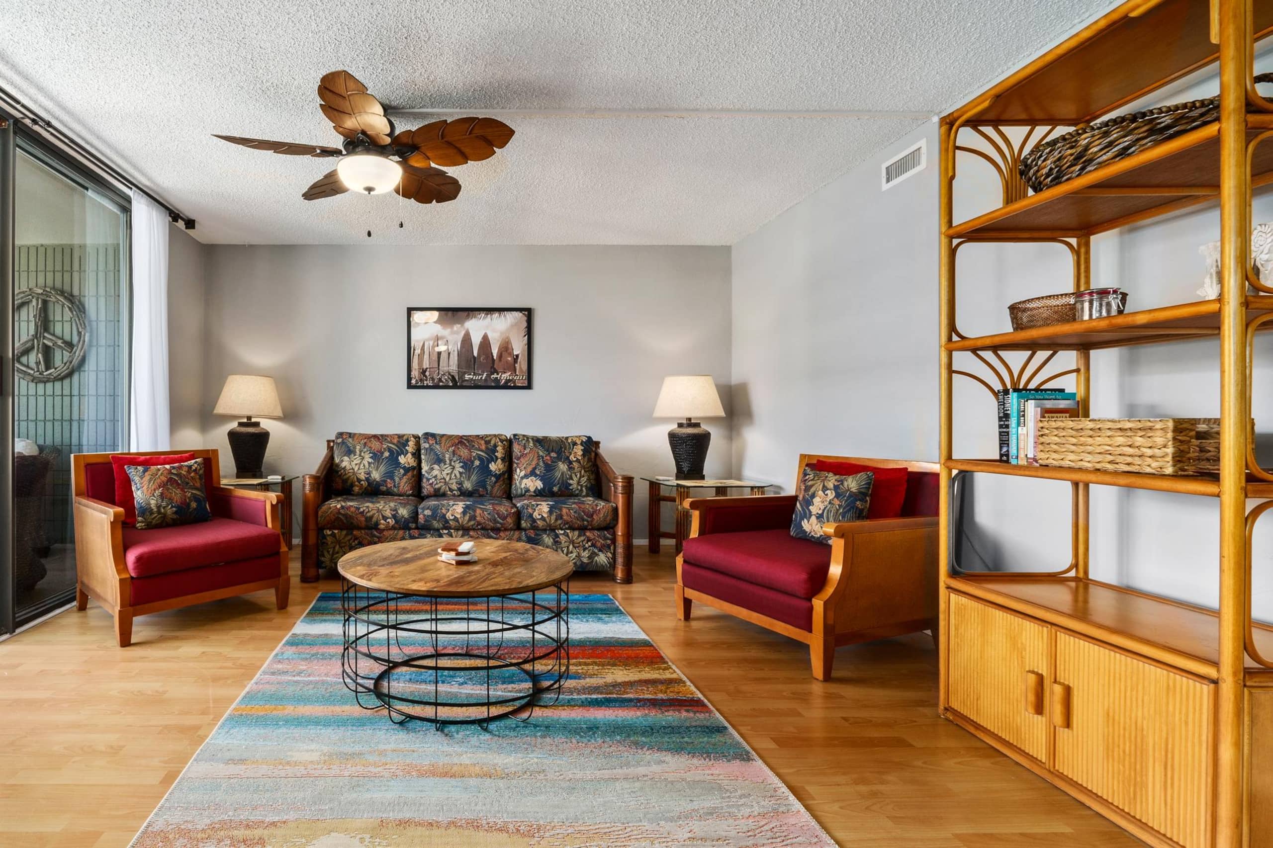 Condo in Kailua-Kona · ★4.67 · 2 bedrooms · 3 beds · 2 shared baths - Image 23