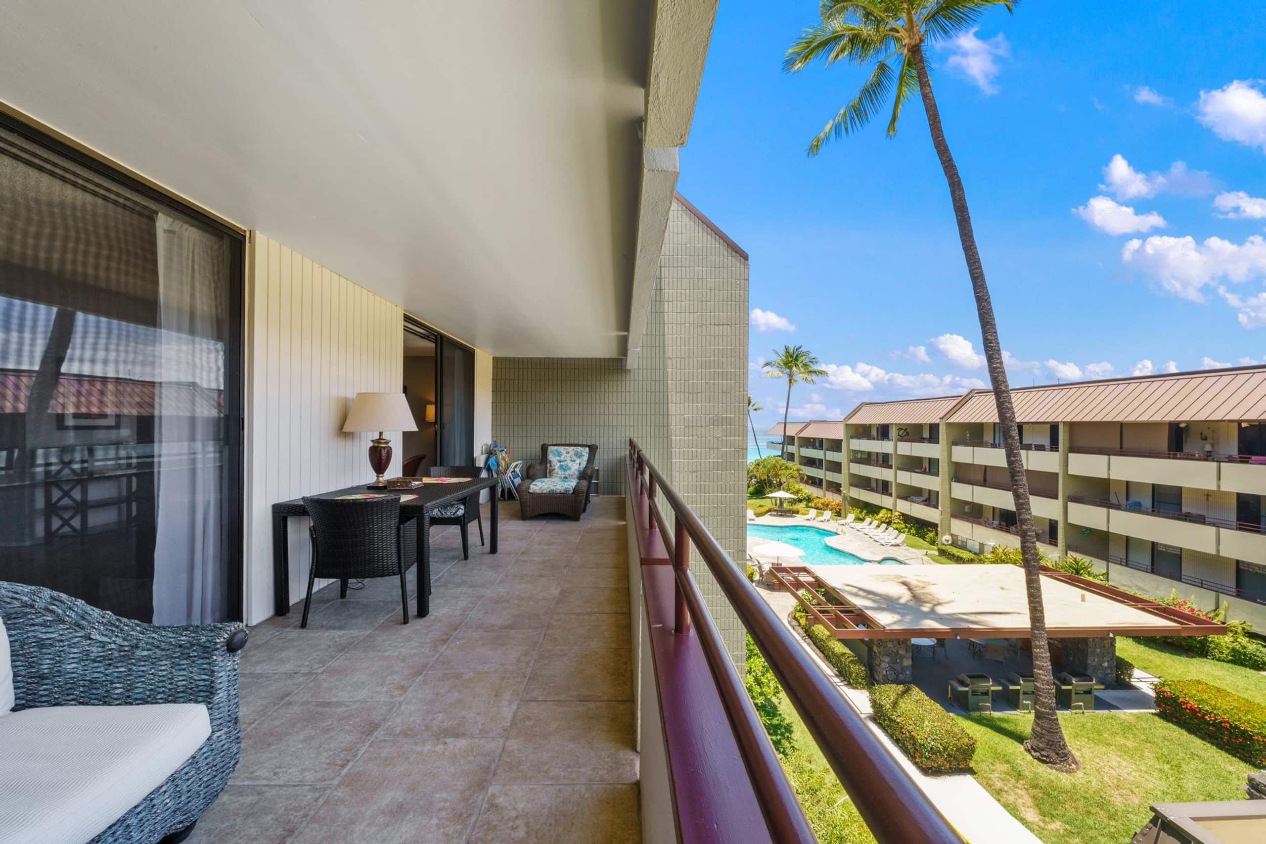 Condo in Kailua-Kona · ★4.67 · 2 bedrooms · 3 beds · 2 shared baths - Image 44