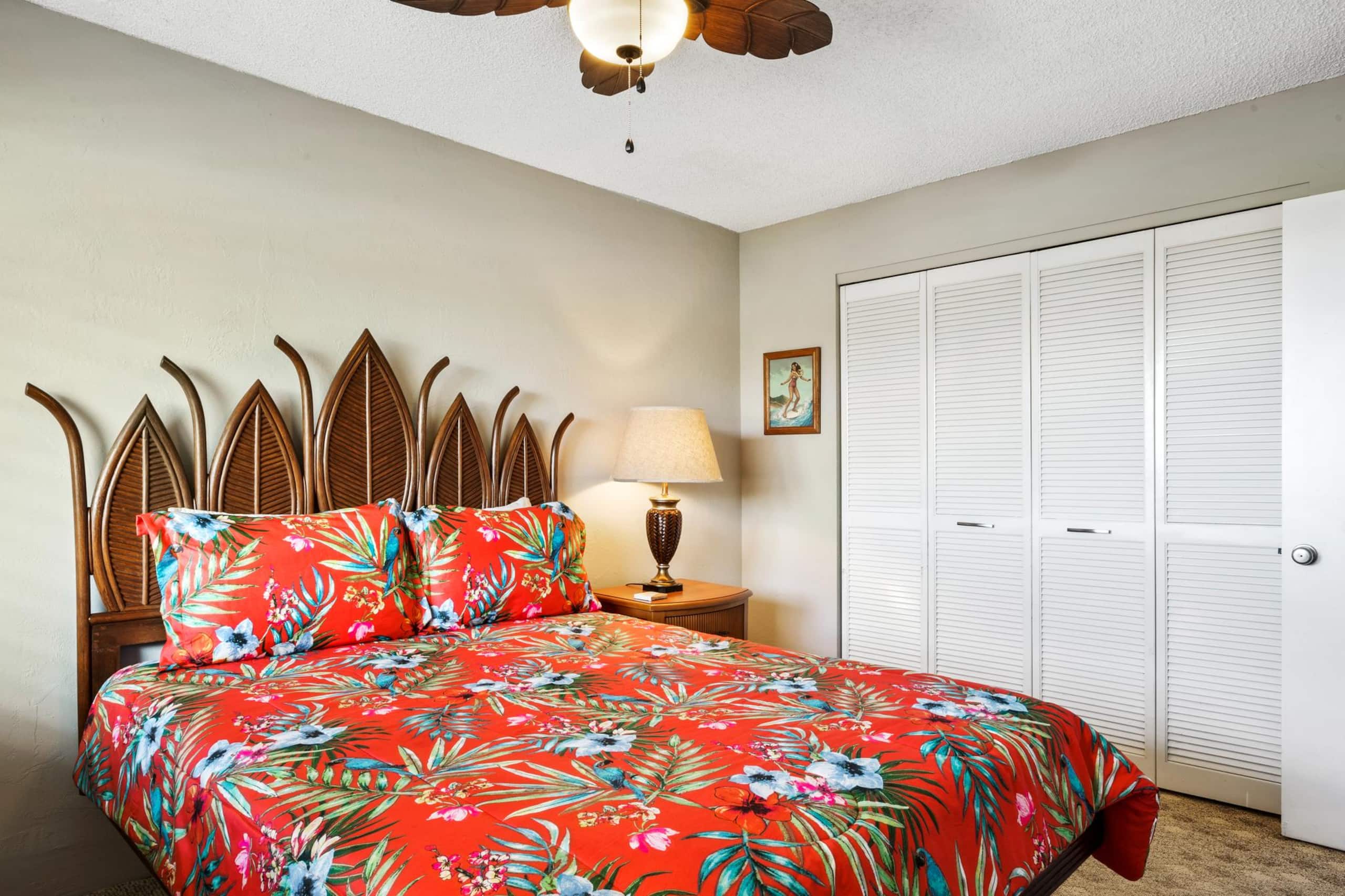 Condo in Kailua-Kona · ★4.67 · 2 bedrooms · 3 beds · 2 shared baths - Image 41