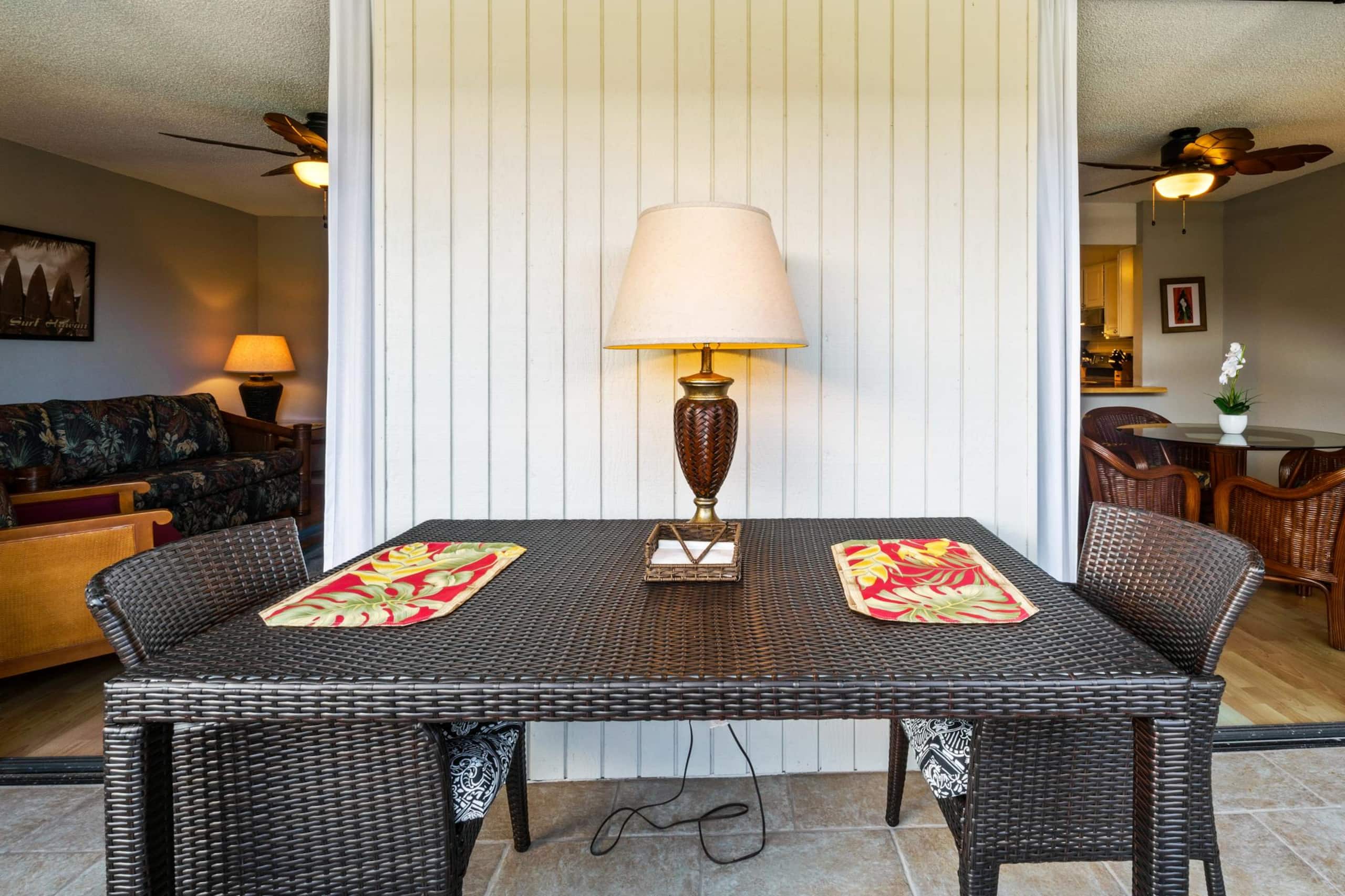 Condo in Kailua-Kona · ★4.67 · 2 bedrooms · 3 beds · 2 shared baths - Image 5