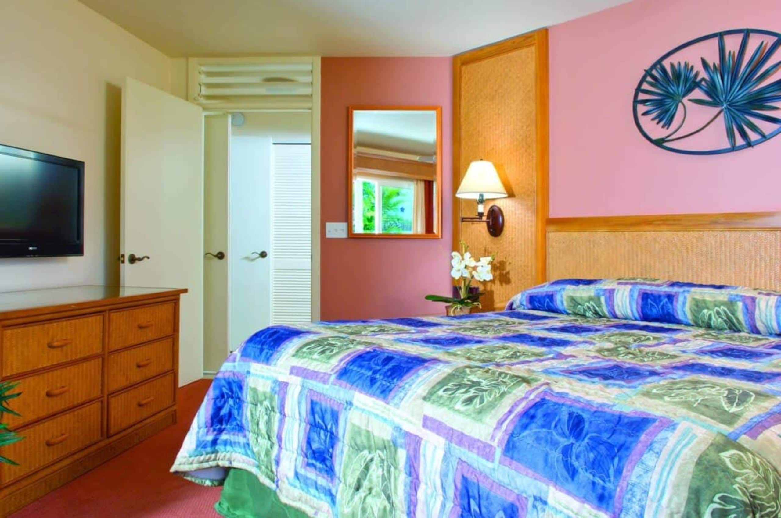 Condo in Princeville · ★4.88 · 2 bedrooms · 3 beds · 2 private baths - Image 8