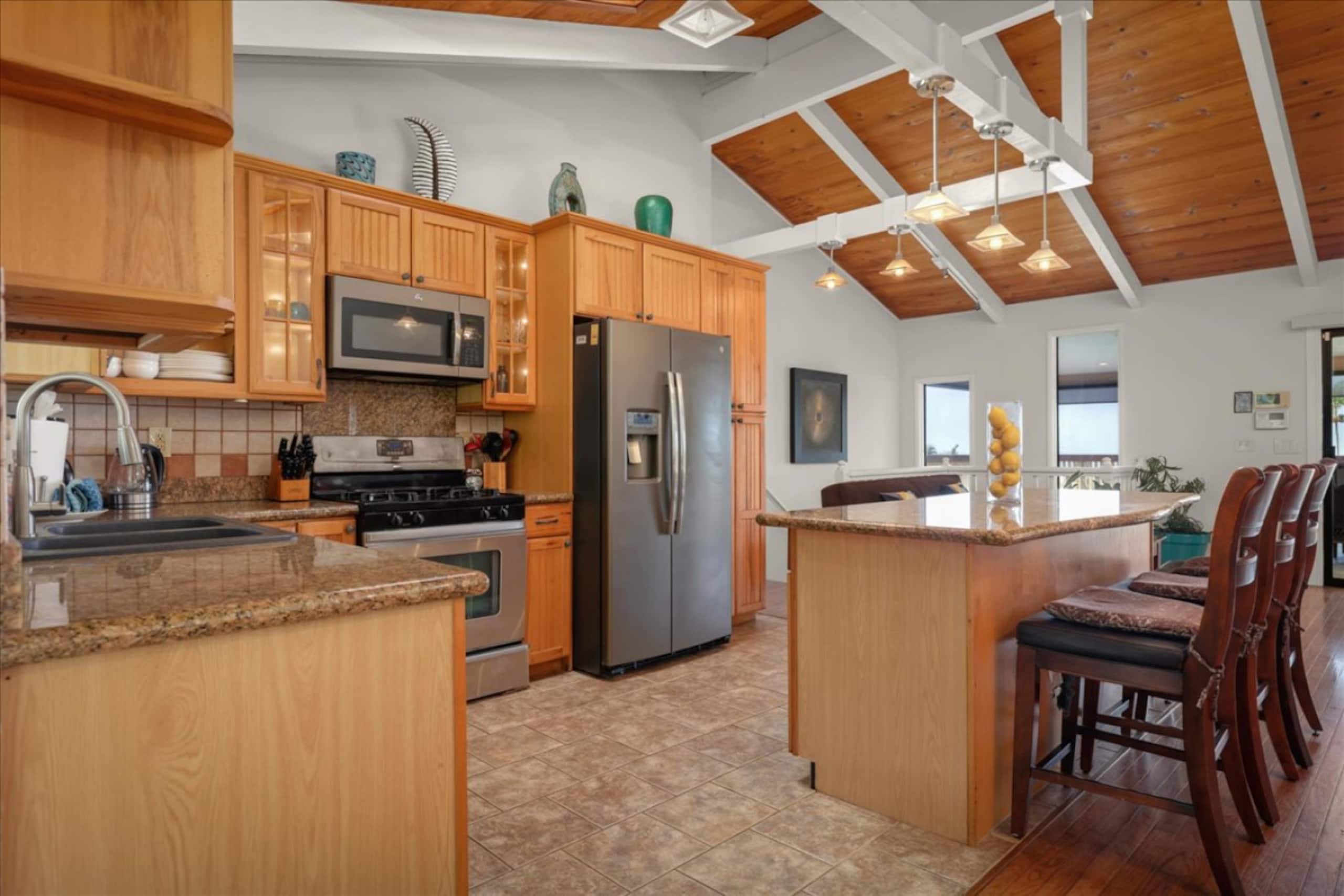 Home in Kailua-Kona · ★4.57 · 4 bedrooms · 4 beds · 4 baths - Image 7
