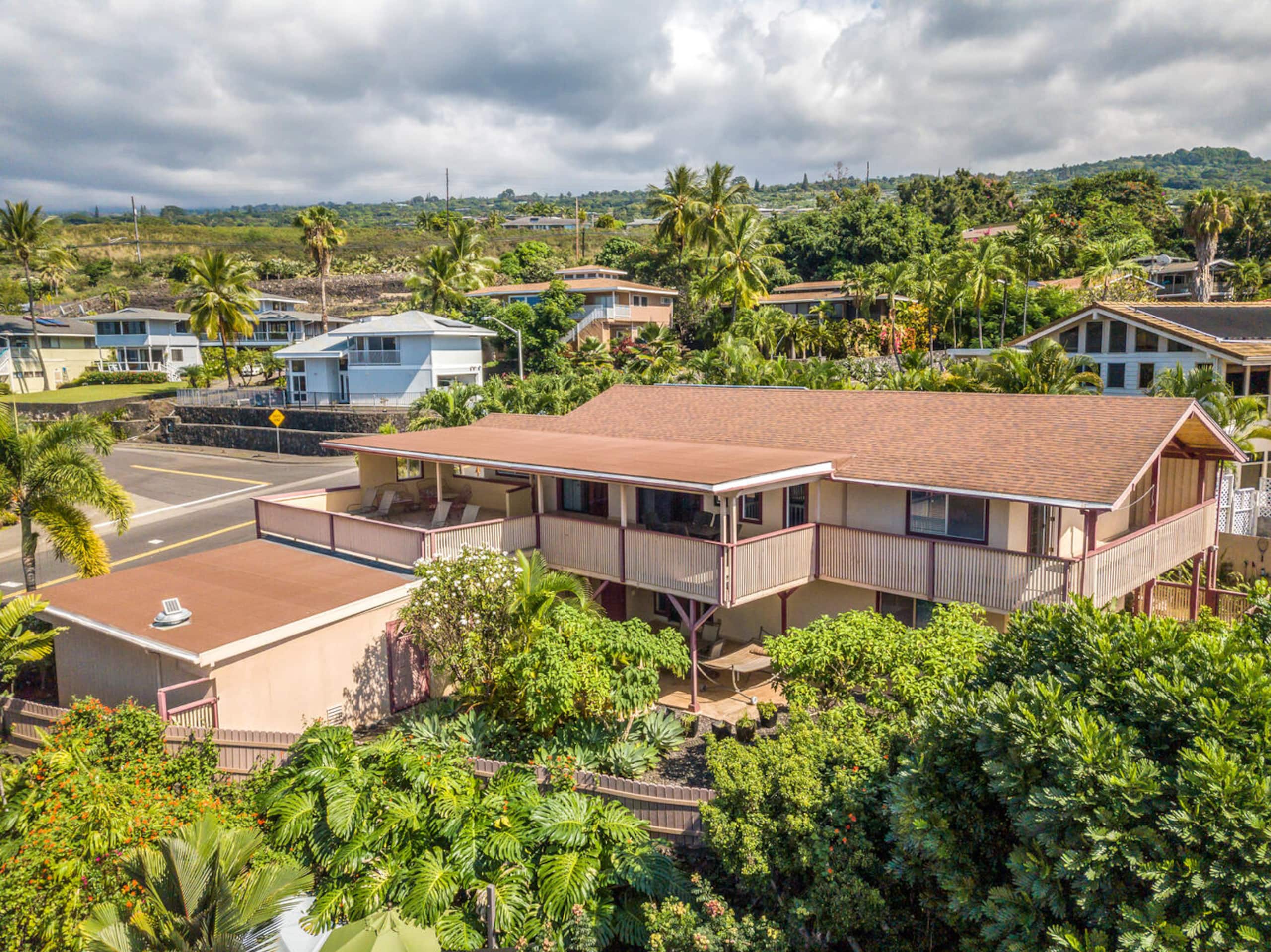 Home in Kailua-Kona · ★4.57 · 4 bedrooms · 4 beds · 4 baths - Image 31