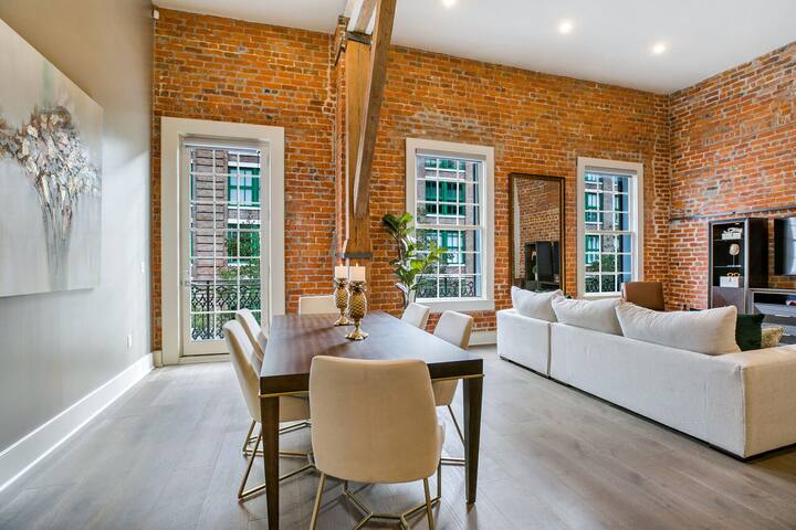 Taste of Downtown New Orleans Not Found in Hotel! gallery image 5