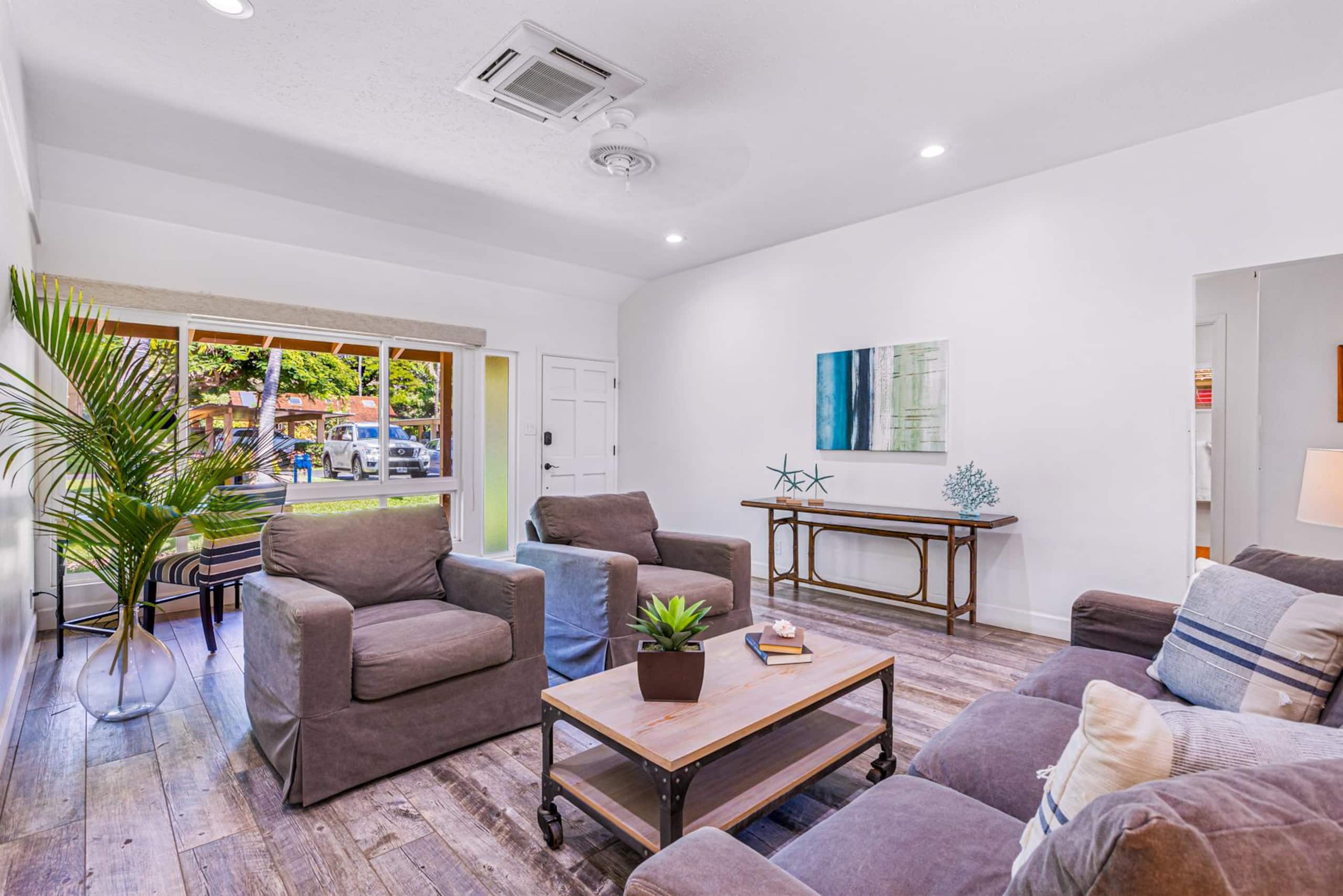 Condo in Lahaina · ★4.71 · 3 bedrooms · 6 beds · 2 private baths - Image 32