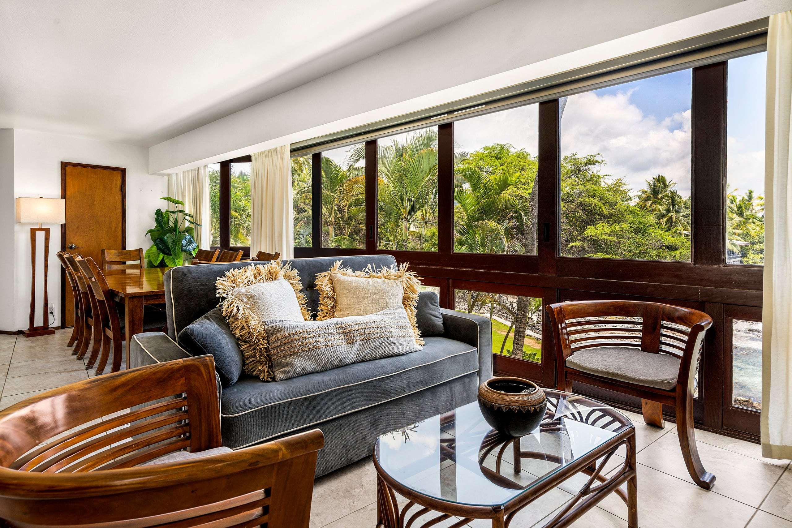 Home in Kailua-Kona · ★4.66 · 5 bedrooms · 8 beds · 5 baths - Image 11