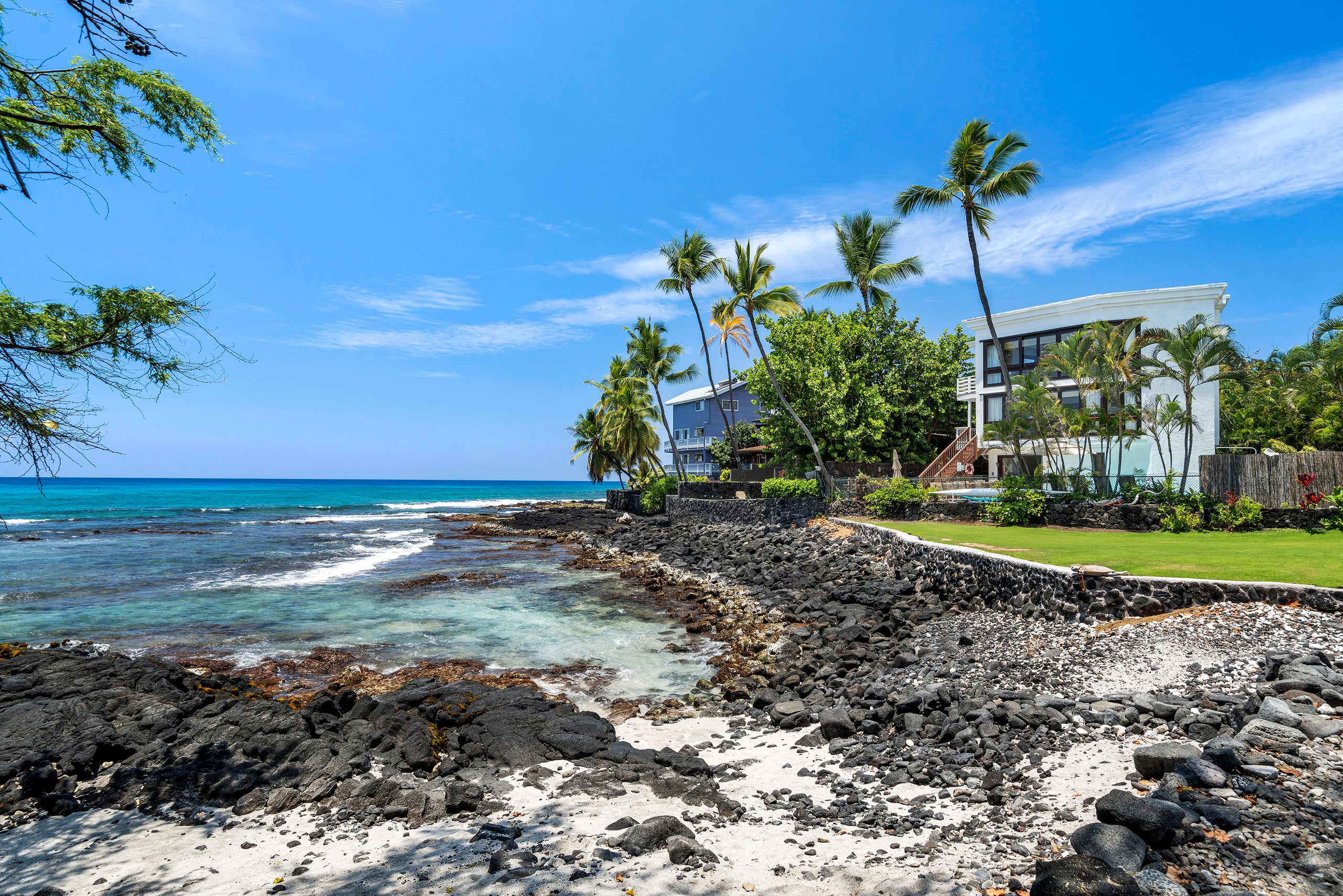 Home in Kailua-Kona · ★4.66 · 5 bedrooms · 8 beds · 5 baths - Image 50