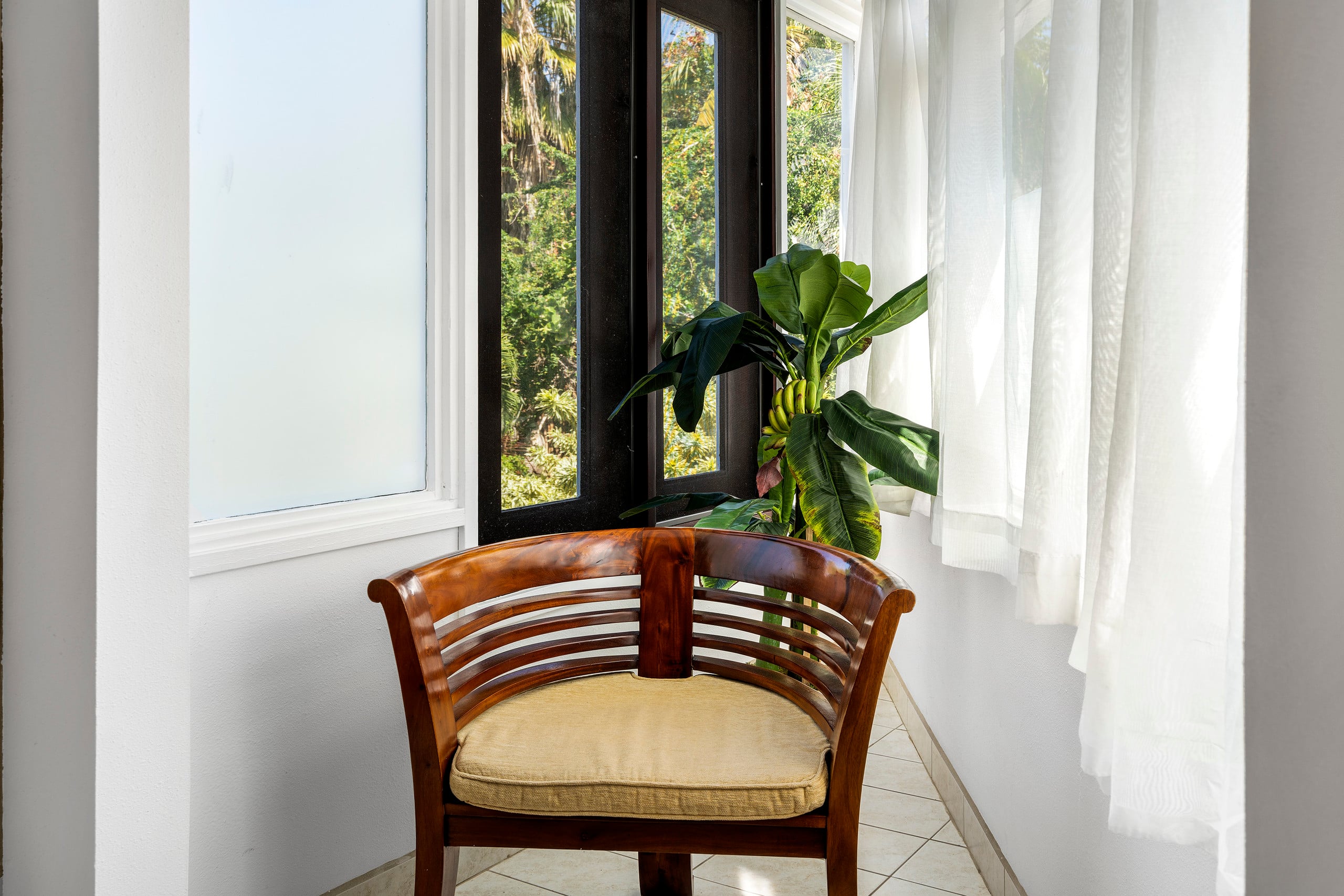 Home in Kailua-Kona · ★4.66 · 5 bedrooms · 8 beds · 5 baths - Image 19