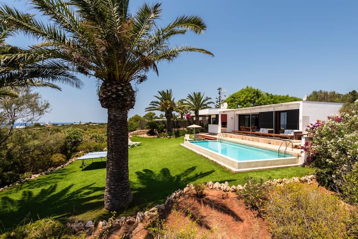World2Meet managed Airbnb listing 2