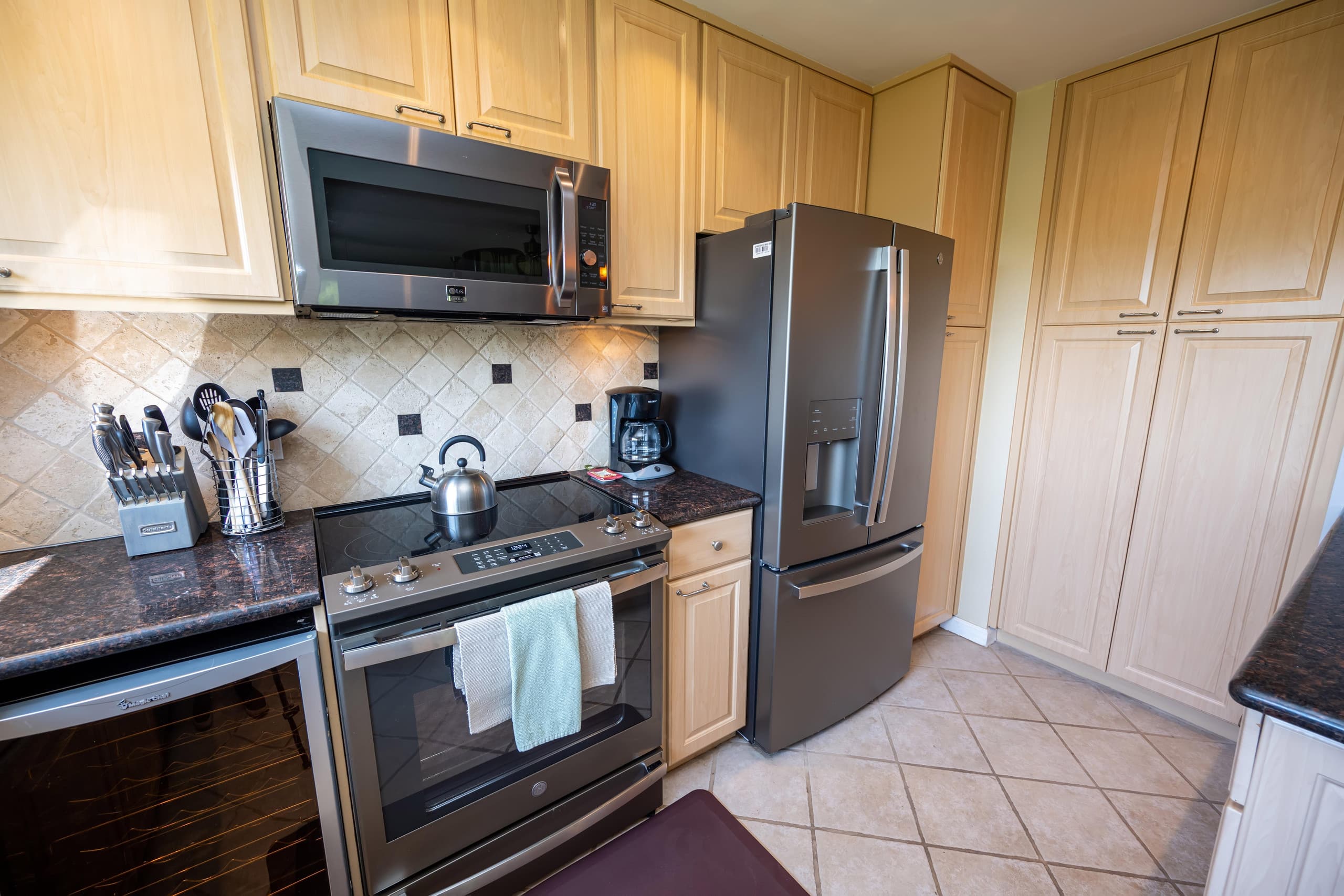 Condo in Kihei · ★5.0 · 1 bedroom · 2 beds · 2 private baths - Image 19