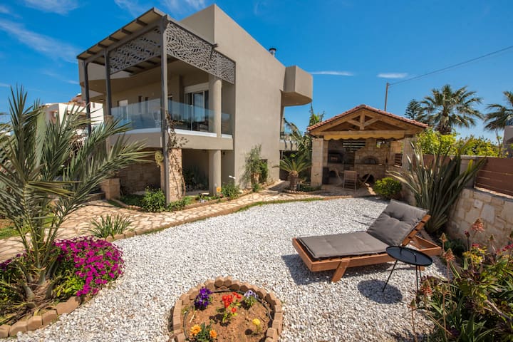 Chic Villa Eleni w/ BBQ, 3min walk to the sea