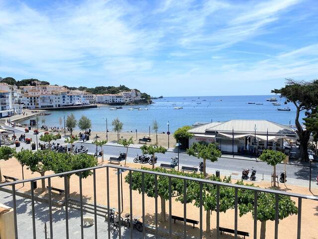 passeig ii – apartment in cadaqués center