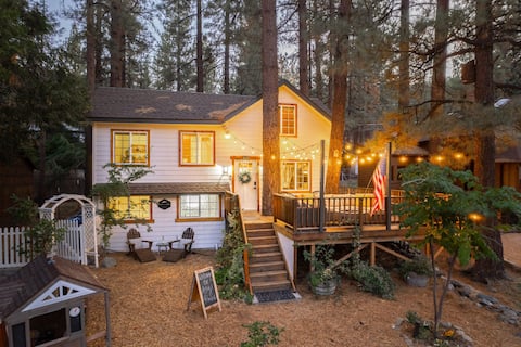 Aery Pines|1 Block to Village, Pets OK, EV Charge