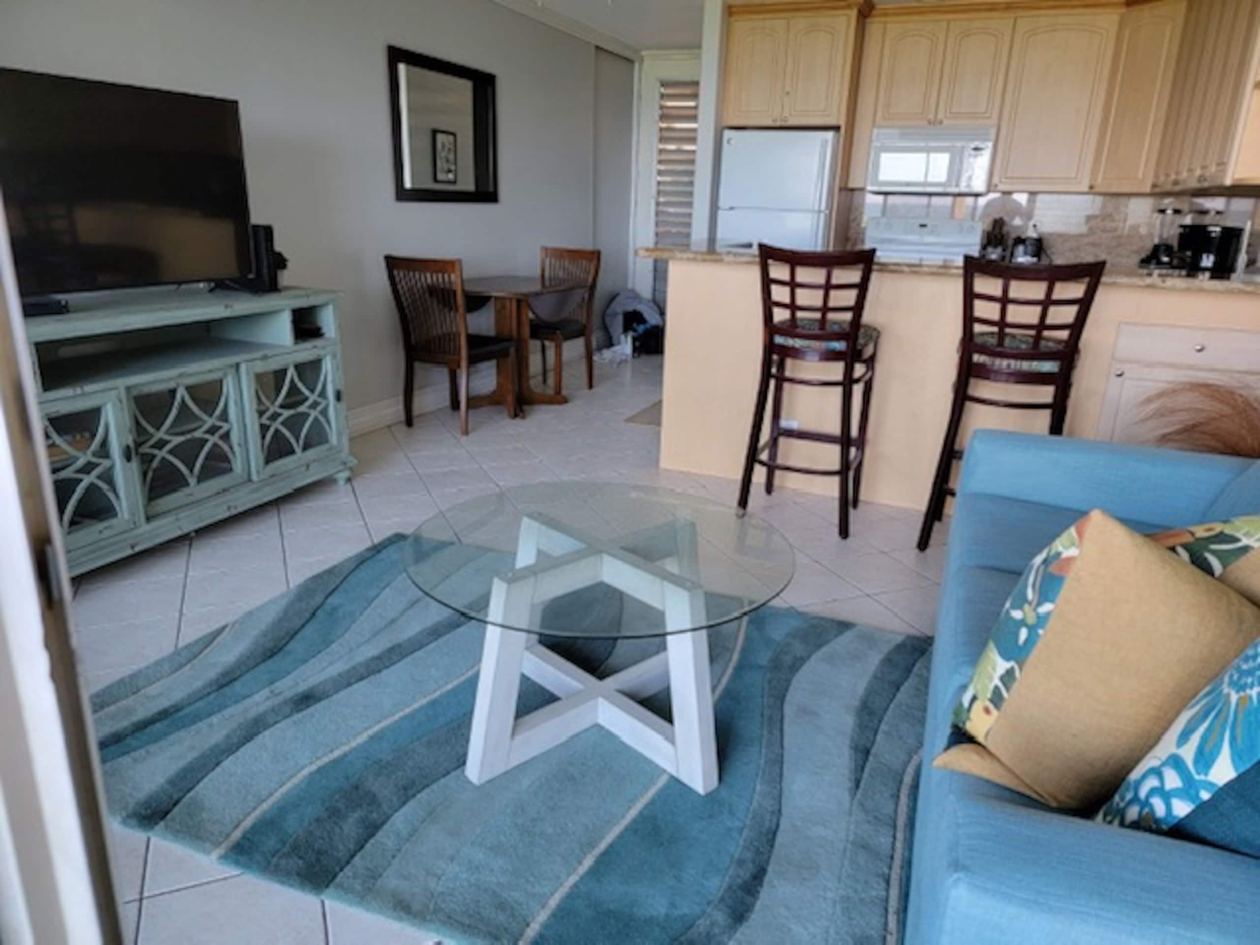Condo in Lahaina · ★4.71 · 1 bedroom · 1 bed · 1 private bath - Image 16