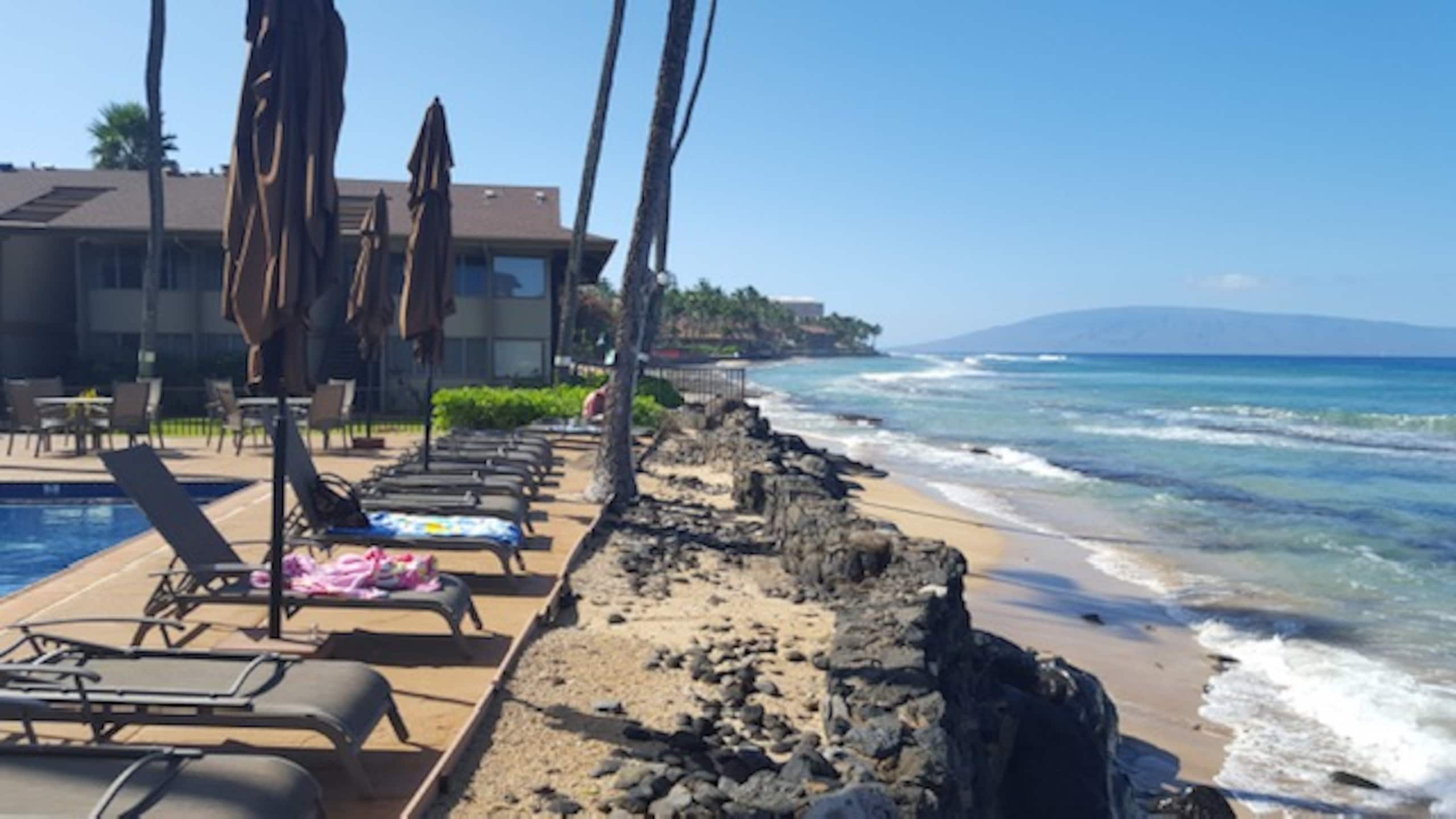 Condo in Lahaina · ★4.71 · 1 bedroom · 1 bed · 1 private bath - Image 30
