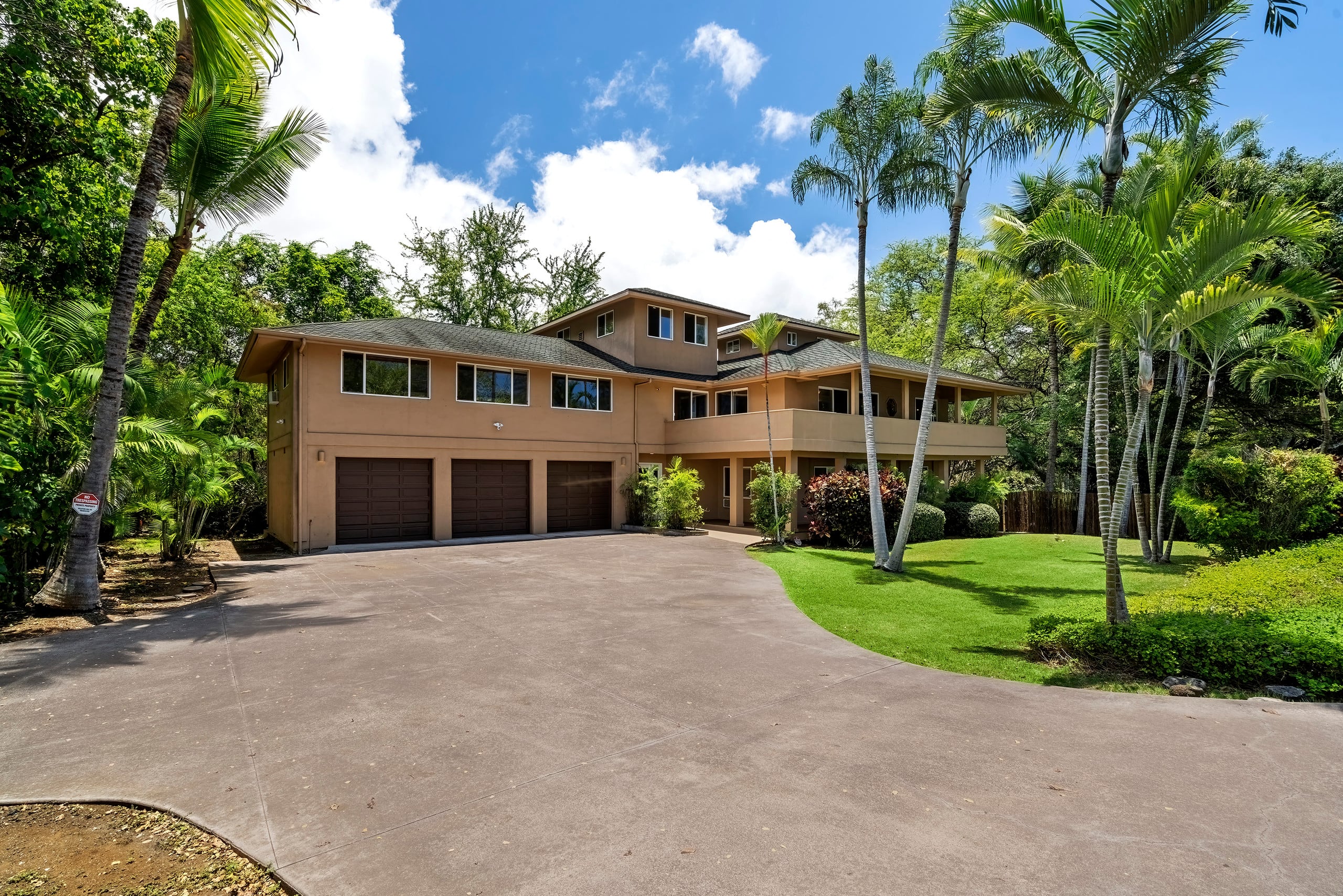 Home in Kailua-Kona · ★4.8 · 5 bedrooms · 6 beds · 3.5 baths - Image 43