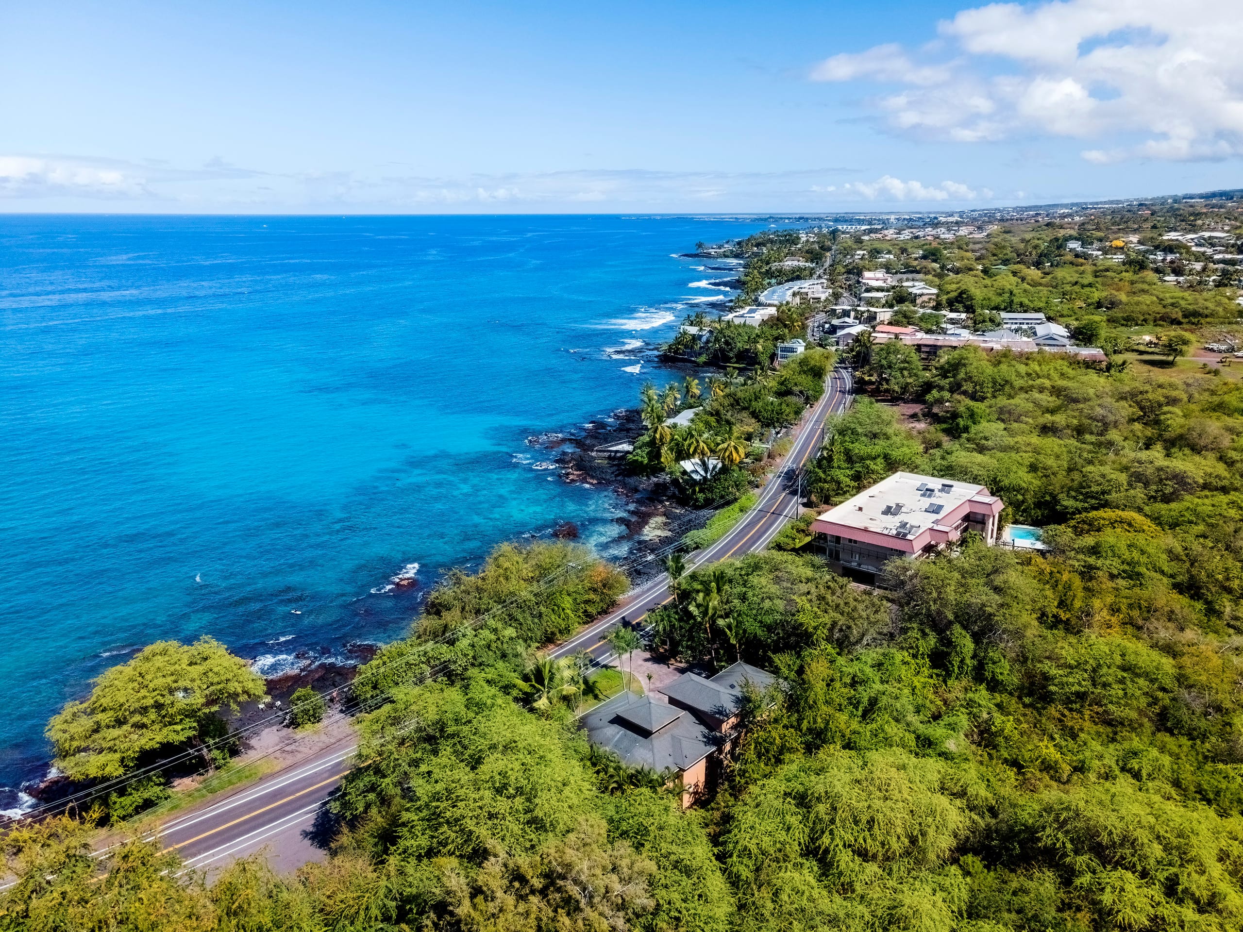 Home in Kailua-Kona · ★4.8 · 5 bedrooms · 6 beds · 3.5 baths - Image 49