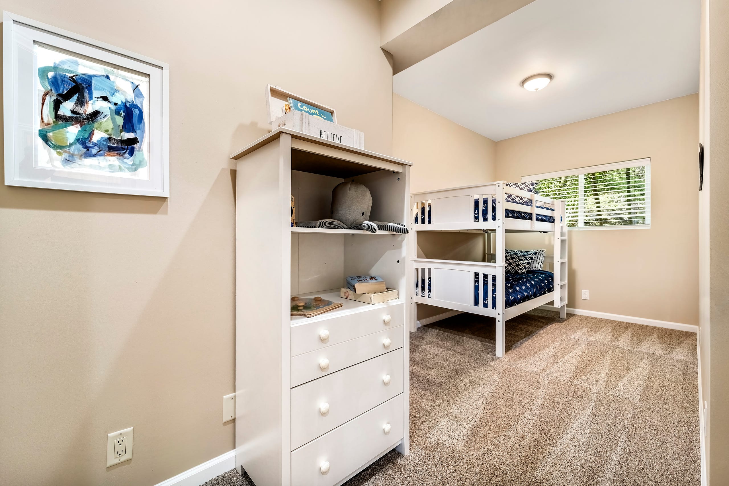 Home in Kailua-Kona · ★4.8 · 5 bedrooms · 6 beds · 3.5 baths - Image 32