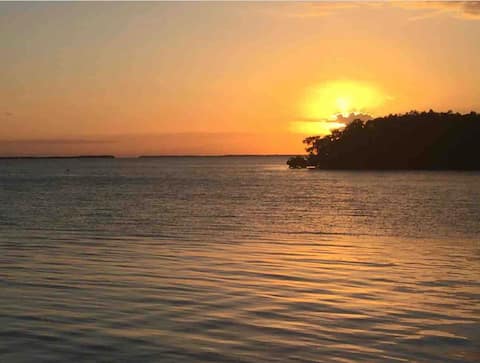 Therapy, Entire Property - AC, Boat Transfer