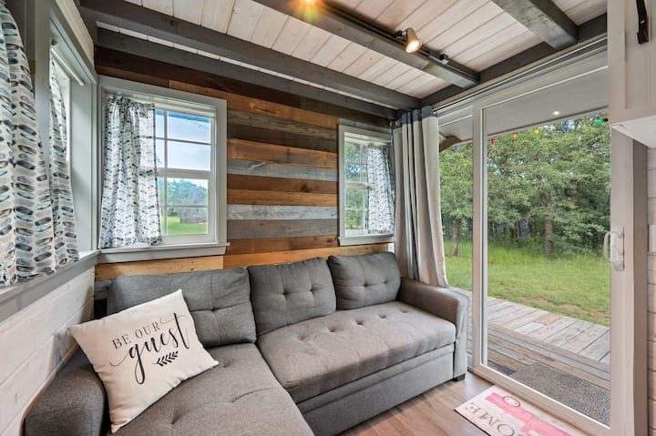 Convertible couch to double bed