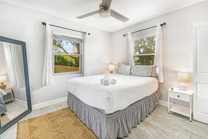 Chumba cha kulala cha 2 Kitanda aina ya Queen