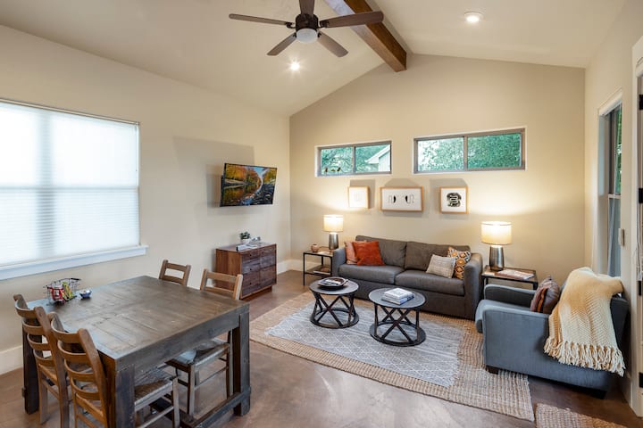 Driftwood Casitas - Moonlight Cabin | Adults Only