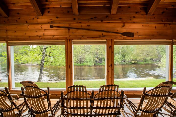 The Royal Stag Properties managed Airbnb listing 1