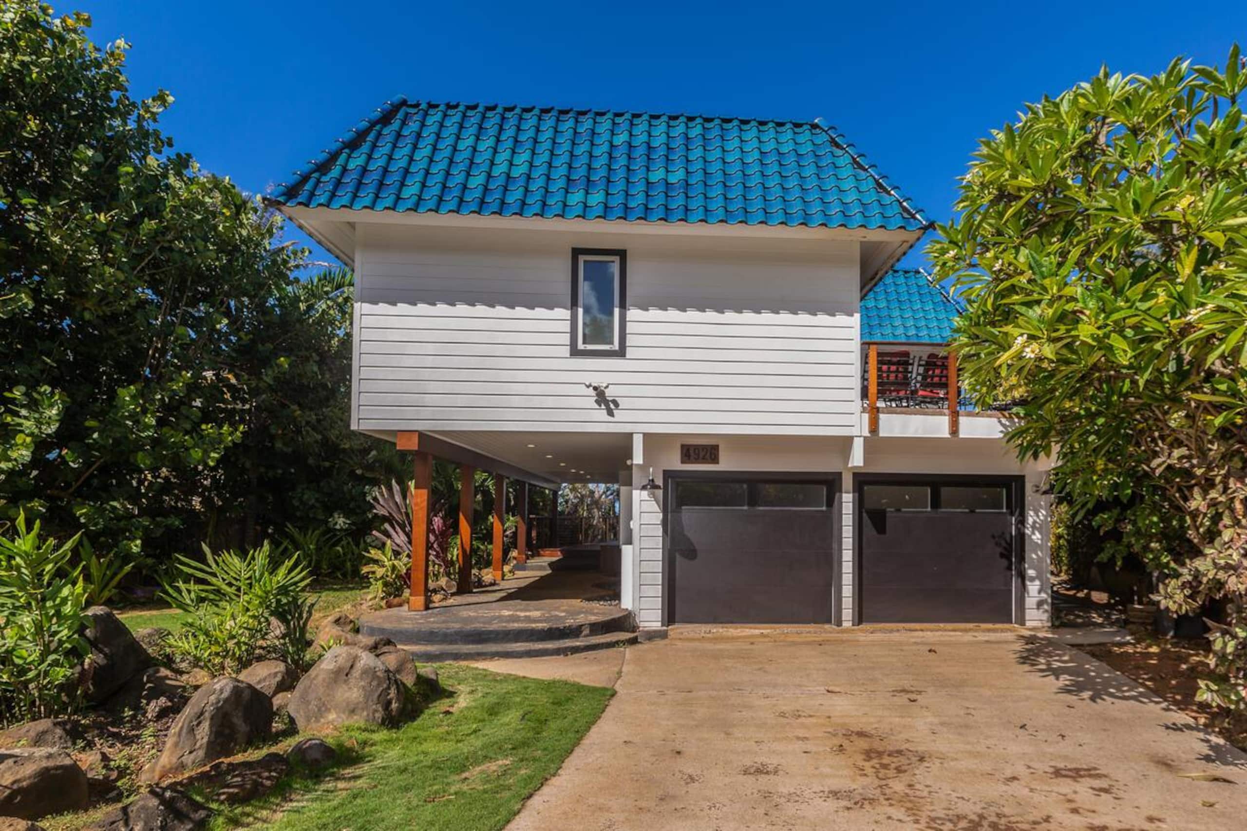 Modern, Beachfront 4 Bdrm - Eastside Retreat with - Photo 38
