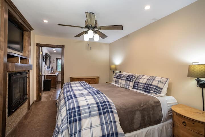 Udobno se smjestite u bračni krevet | Glavna razina