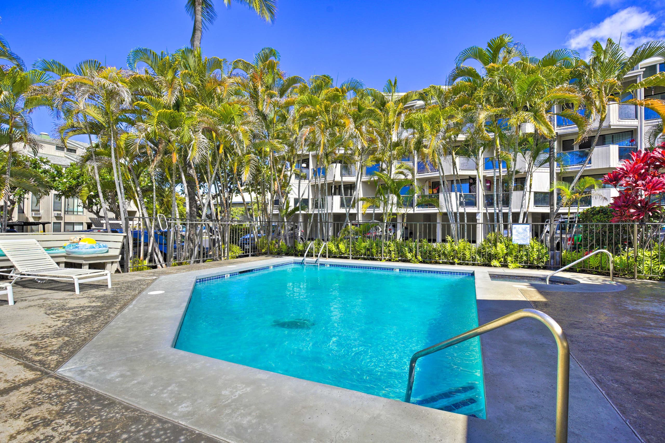 Condo in Kailua-Kona · ★4.72 · 1 bedroom · 1 bed · 1 bath - Image 23
