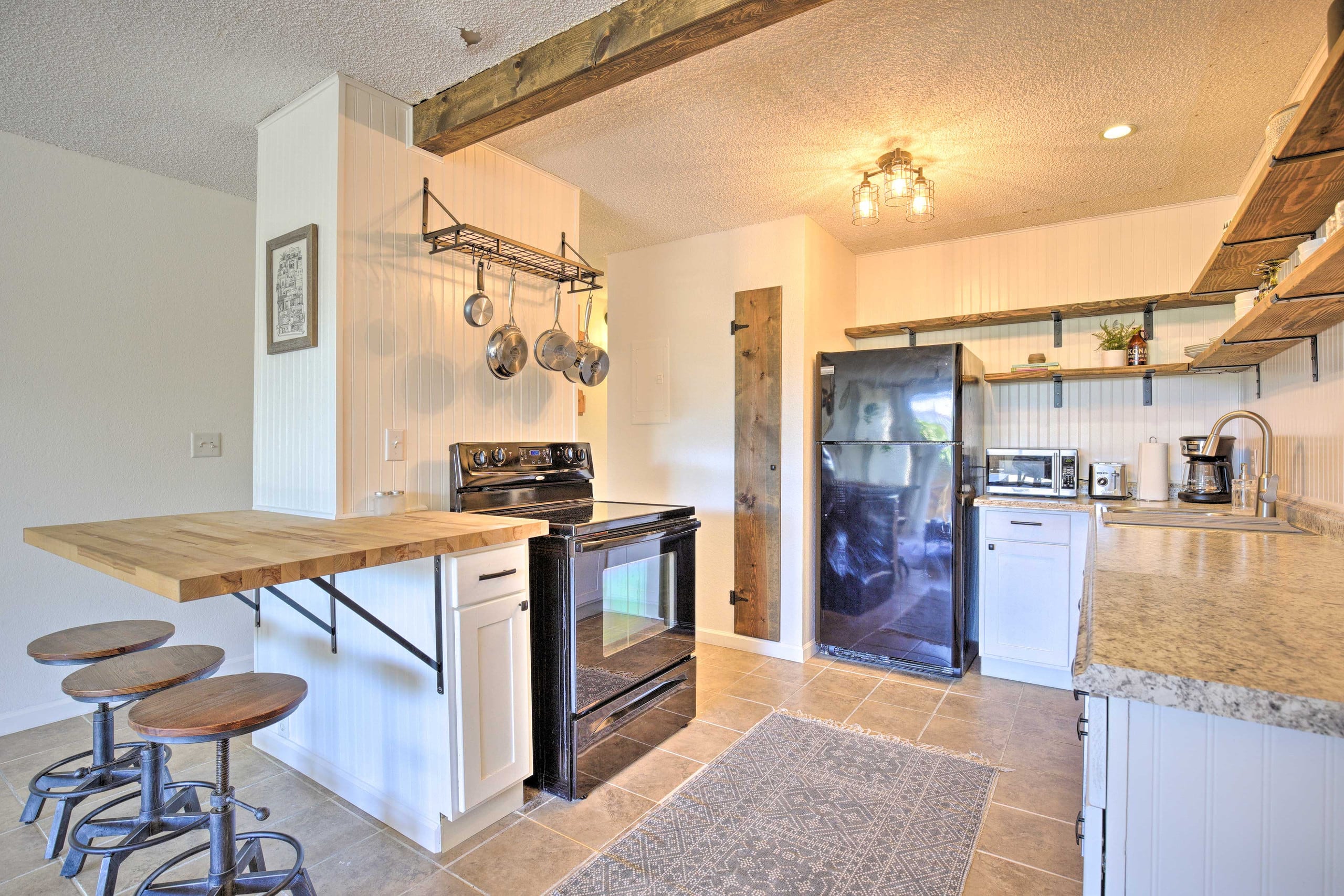 Condo in Kailua-Kona · ★4.72 · 1 bedroom · 1 bed · 1 bath - Image 4