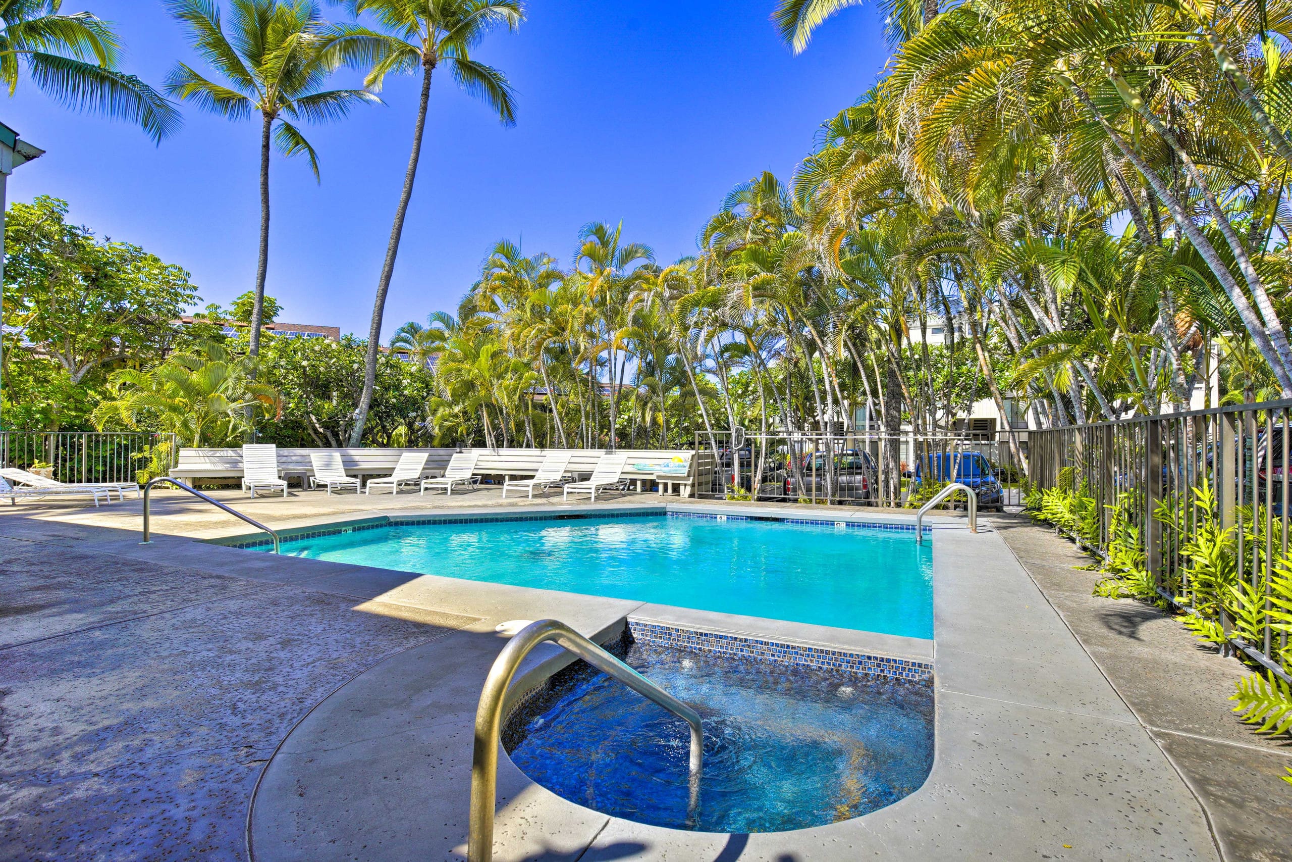 Condo in Kailua-Kona · ★4.72 · 1 bedroom · 1 bed · 1 bath - Image 22