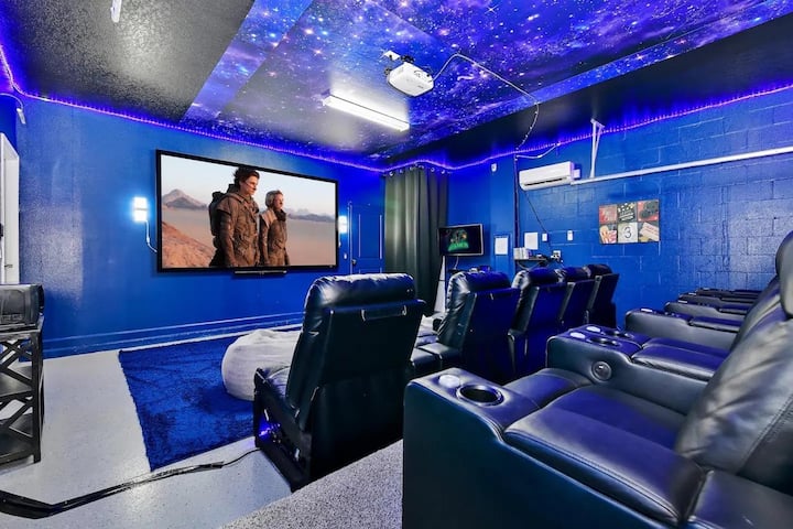 26guest-cosmos Movies-avengers Slide-tikibar Pool - Davenport, FL