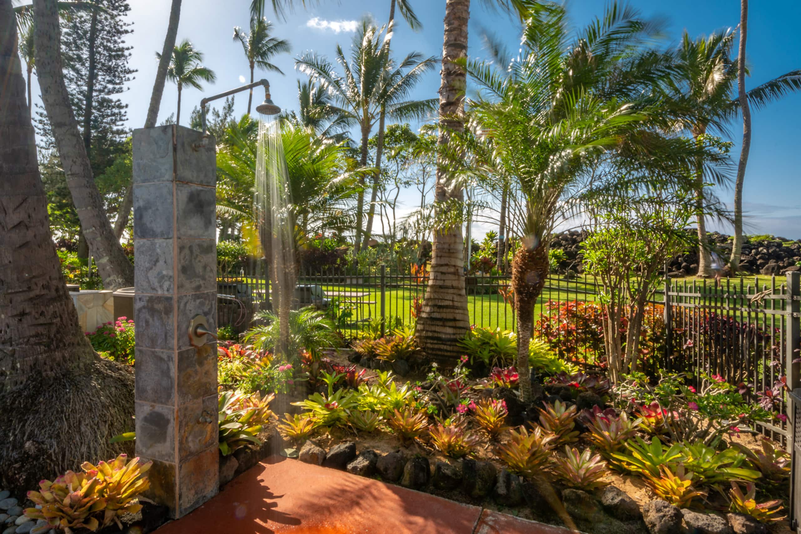 Condo in Kapaa · ★4.68 · 1 bedroom · 1 bed · 1.5 baths - Image 22