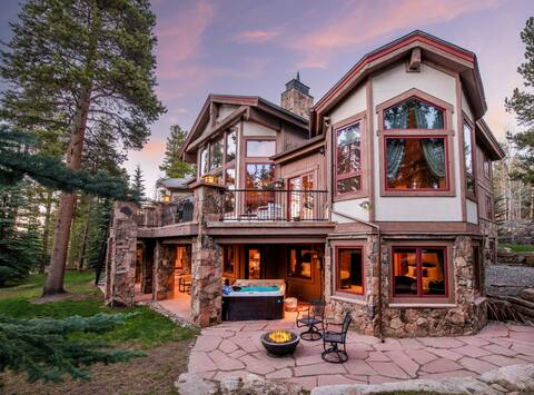 Cherry Ridge by AvantStay | Mountain Mansion, View