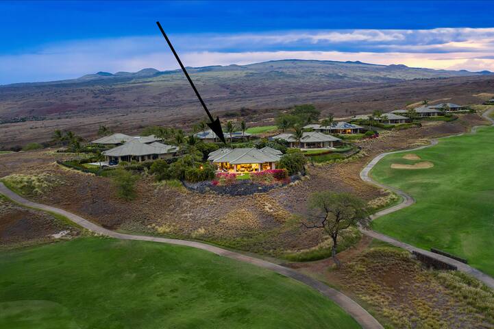 Outstanding 4BR Family Home with Pool, Hot Tub! gallery image 5