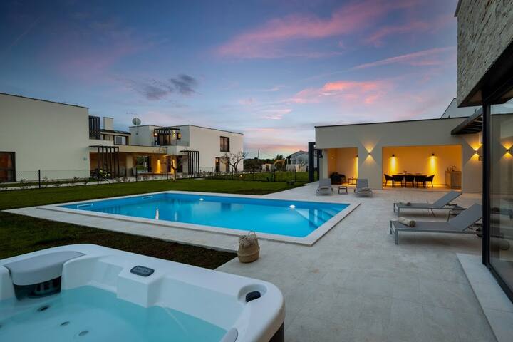 See Adria managed Airbnb listing 2
