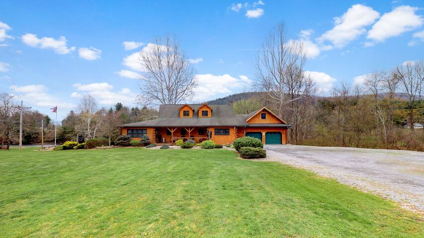 RoughCutLodge managed Airbnb listing 1