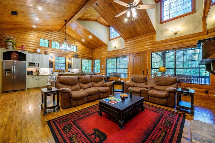 Couples Cabin*hot Tub*fire Pit*screened Porch - Oklahoma