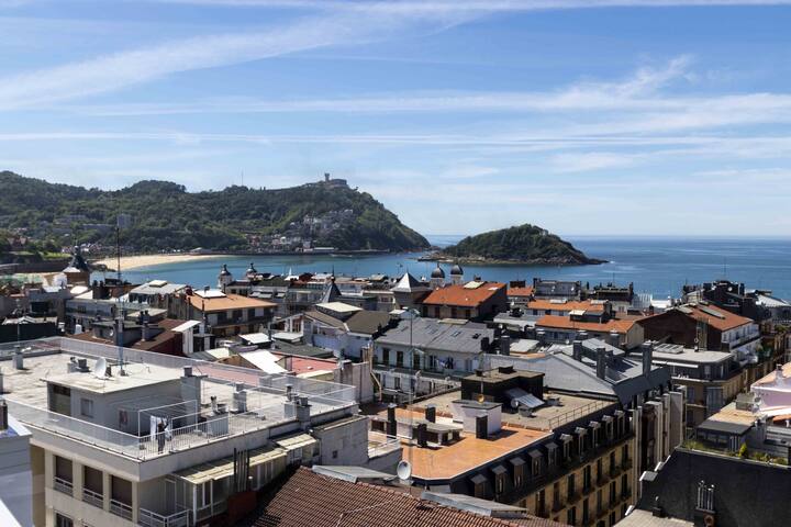 La Concha Terrace – The Rentals Collection gallery image 2