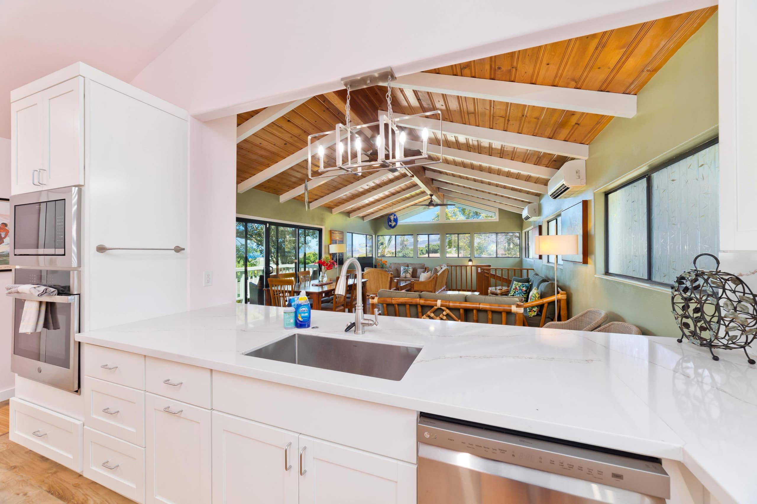 Sleeps 10 guests Comfortably in Waikoloa Village - Photo 9