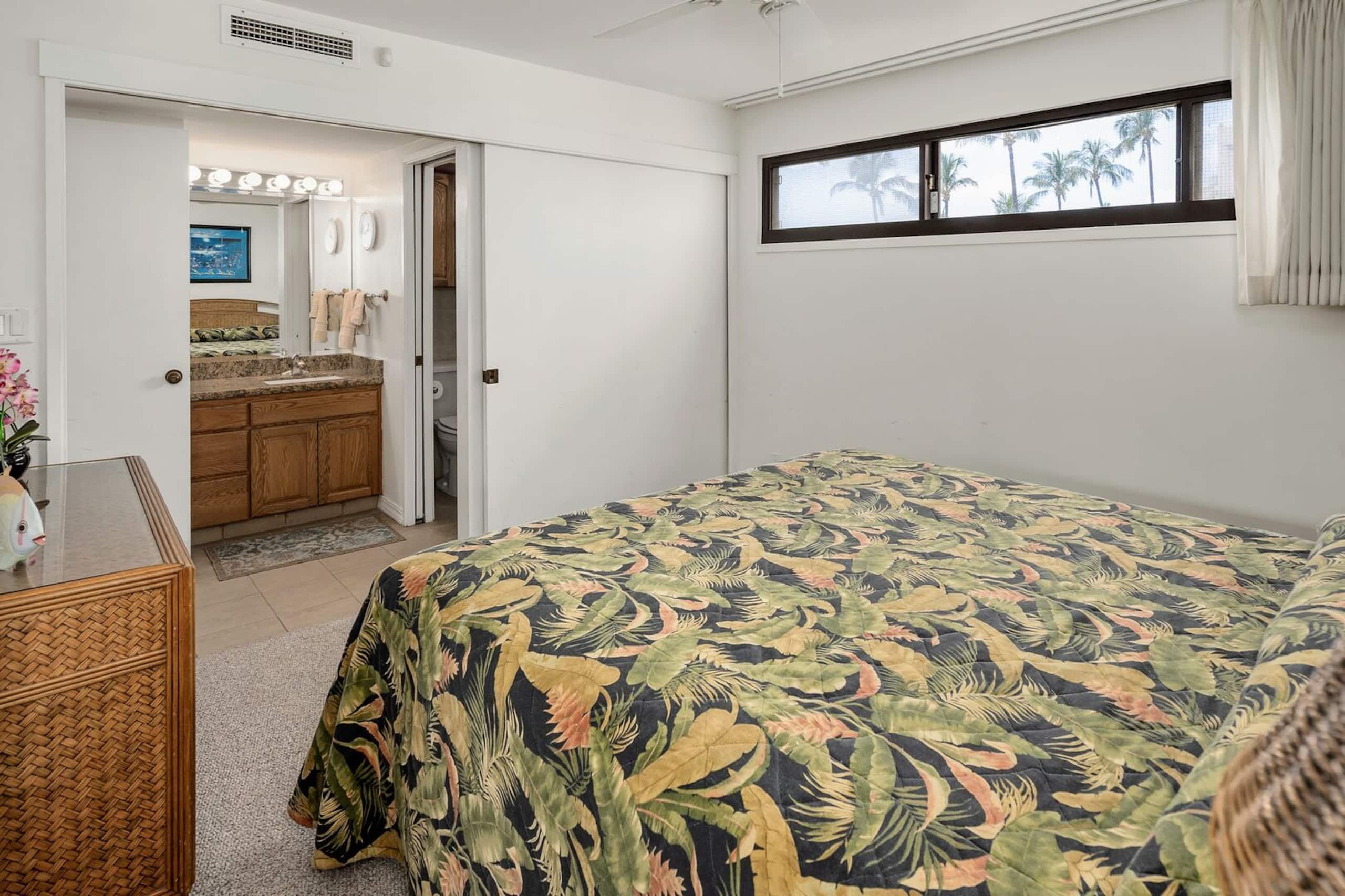 Condo in Kihei · ★4.81 · 1 bedroom · 2 beds · 1 bath - Image 8