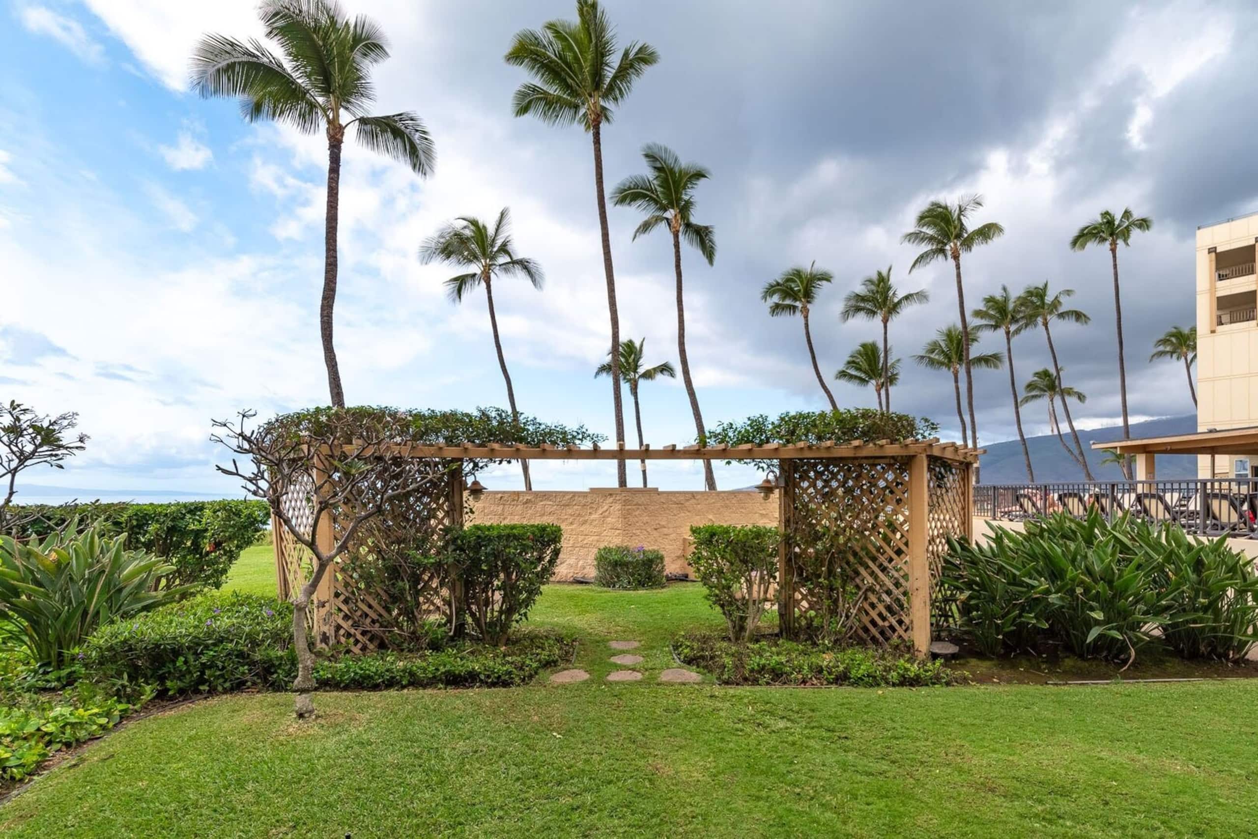 Condo in Kihei · ★4.78 · 1 bedroom · 2 beds · 1 bath - Image 12